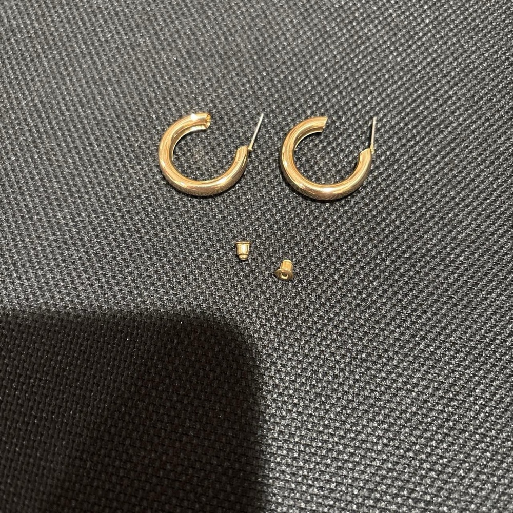 Delicate Gold Minimalist Hoop Earrings